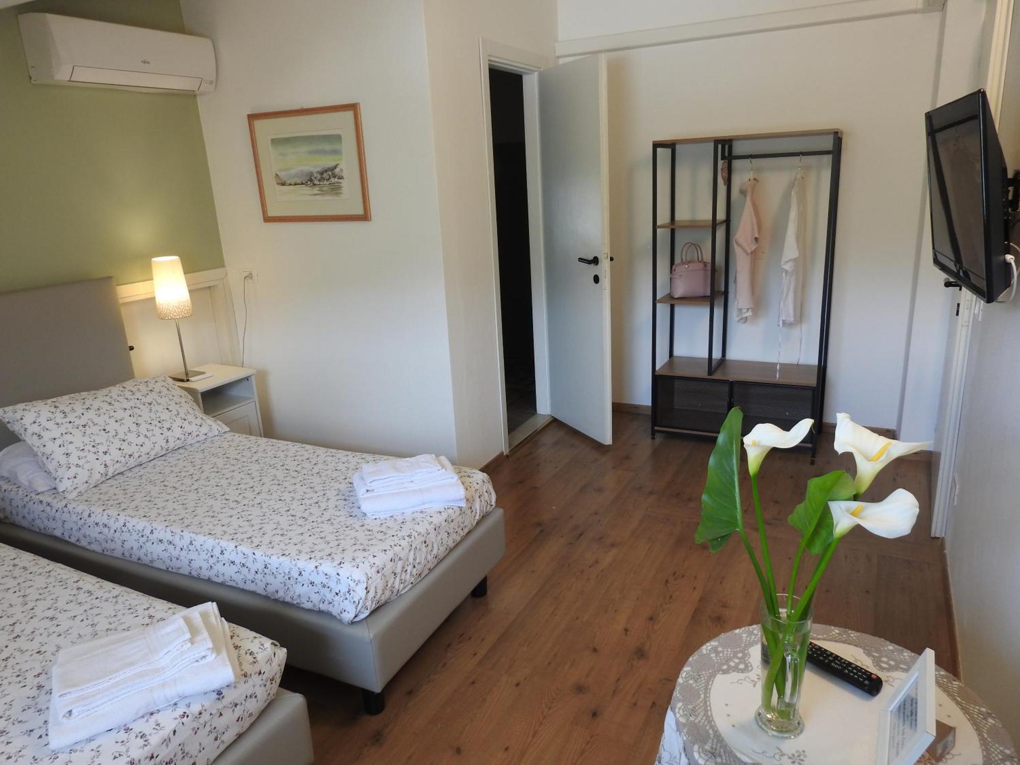La Casa Di Clara Bed & Breakfast Esine Eksteriør bilde