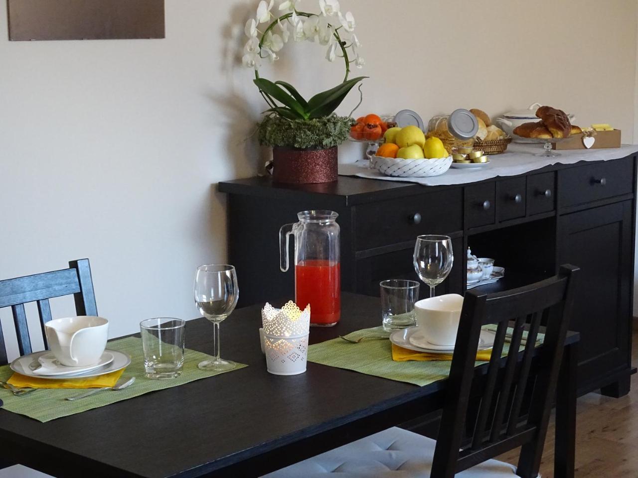 La Casa Di Clara Bed & Breakfast Esine Eksteriør bilde