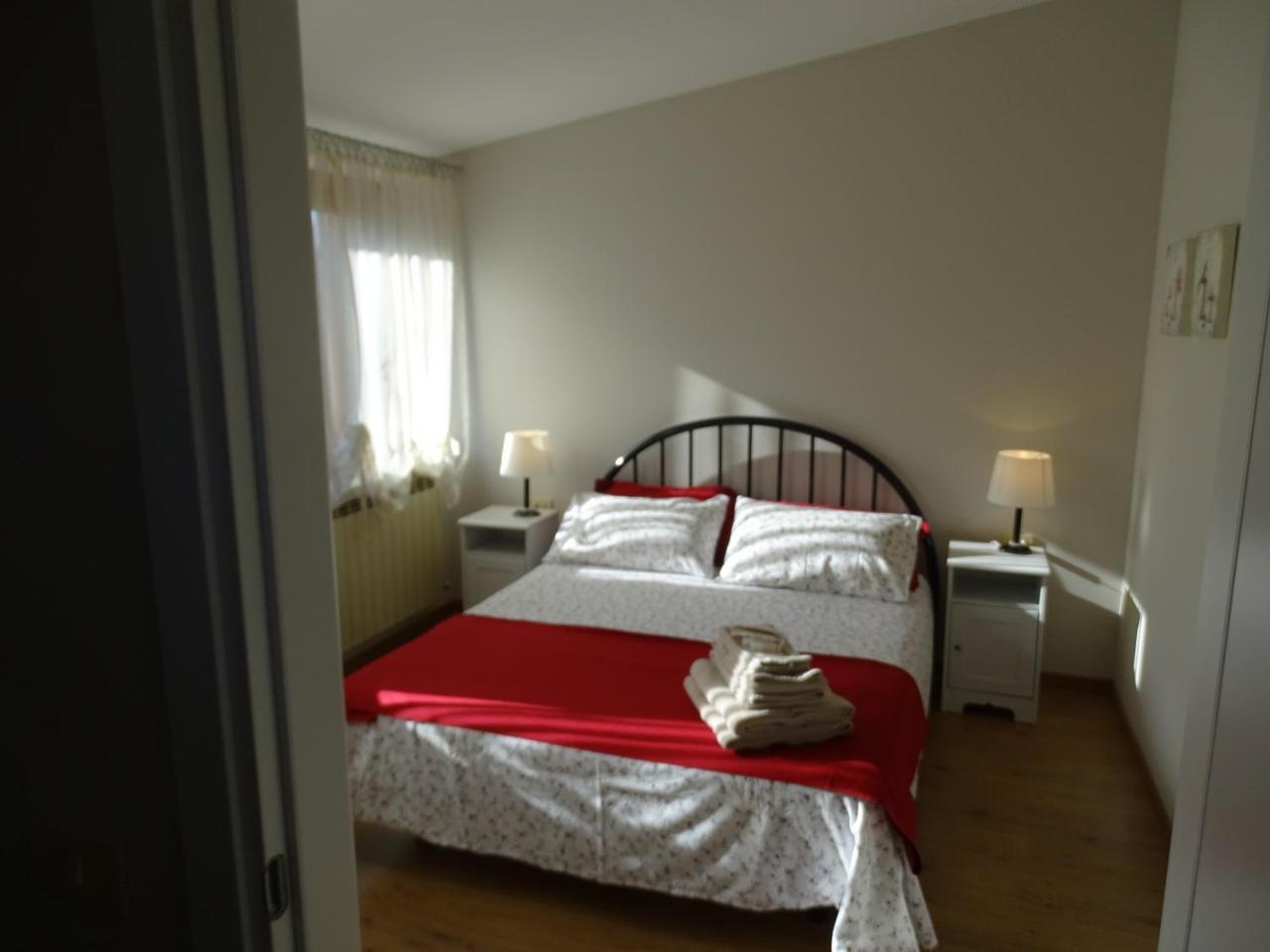 La Casa Di Clara Bed & Breakfast Esine Eksteriør bilde